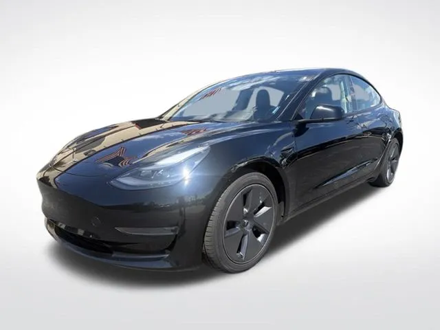 Tesla Model 3 photo 7