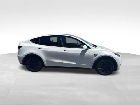 Photos of 2024 Tesla Model Y Long Range for sale in Milwaukee, WI at Diamond Jim's Motor Cars