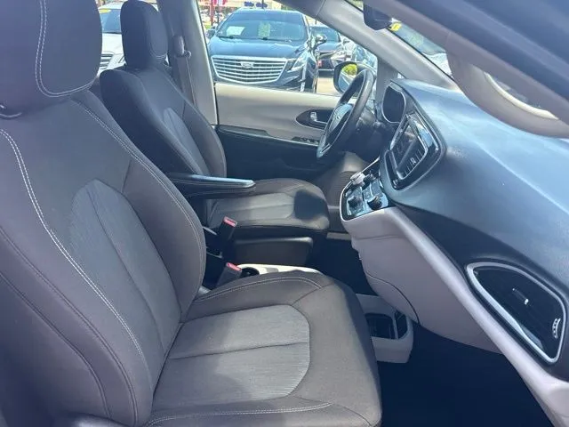 Chrysler Voyager photo 25