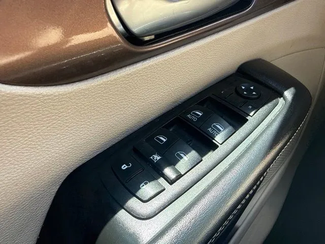Chrysler Voyager photo 31