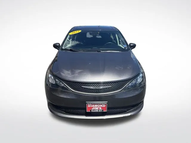 Chrysler Voyager photo 10