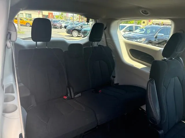 Chrysler Voyager photo 23