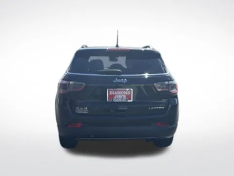 More photos of 2018 Jeep Compass Limited at Diamond Jim's Motor Cars, WI