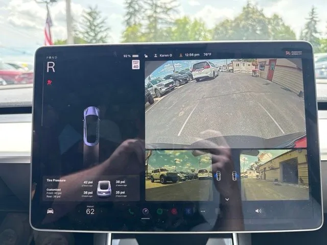 Tesla Model 3 photo 35