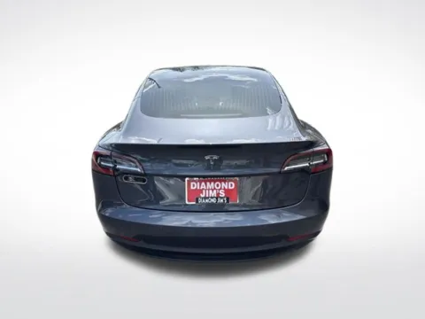 More photos of 2018 Tesla Model 3 Mid Range at Diamond Jim's Motor Cars, WI