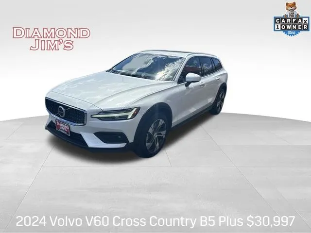 White 2024 Volvo V60 Cross Country B5 Plus for sale in Milwaukee, WI