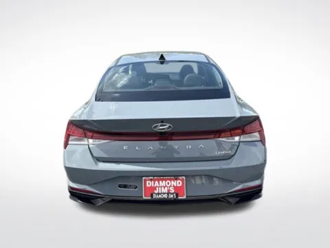 More photos of 2023 Hyundai Elantra Limited at Diamond Jim's Motor Cars, WI