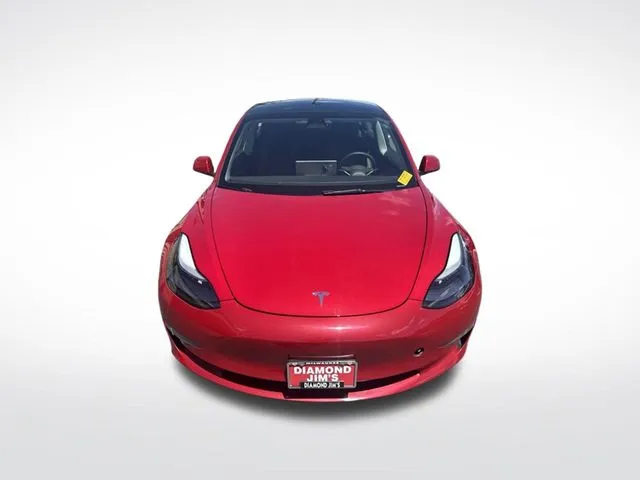 Tesla Model 3 photo 8