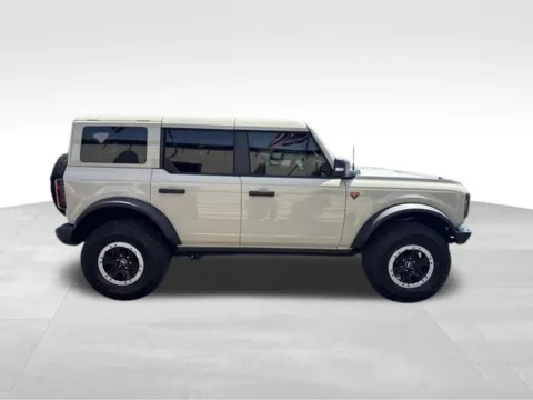 Photos of 2025 Ford Bronco Badlands for sale in Milwaukee, WI at Diamond Jim's Motor Cars