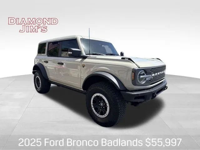 Brown 2025 Ford Bronco Badlands for sale in Milwaukee, WI