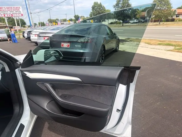 Tesla Model 3 photo 26