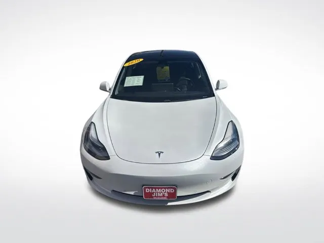 Tesla Model 3 photo 8