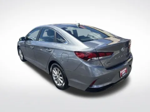 More photos of 2019 Hyundai Sonata SE at Diamond Jim's Motor Cars, WI