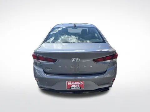 More photos of 2019 Hyundai Sonata SE at Diamond Jim's Motor Cars, WI