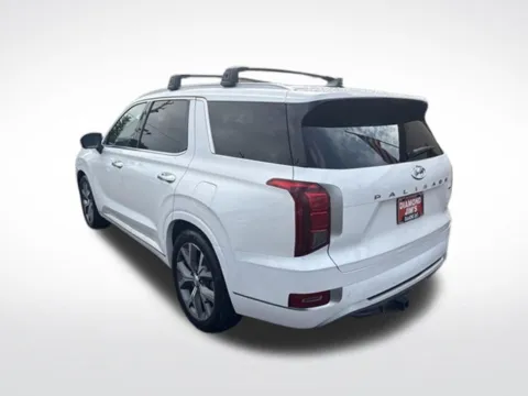 More photos of 2022 Hyundai Palisade Limited at Diamond Jim's Motor Cars, WI