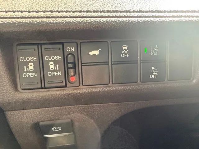Honda Odyssey photo 28