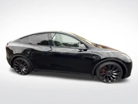 Photos of 2021 Tesla Model Y Performance for sale in Milwaukee, WI at Diamond Jim's Motor Cars