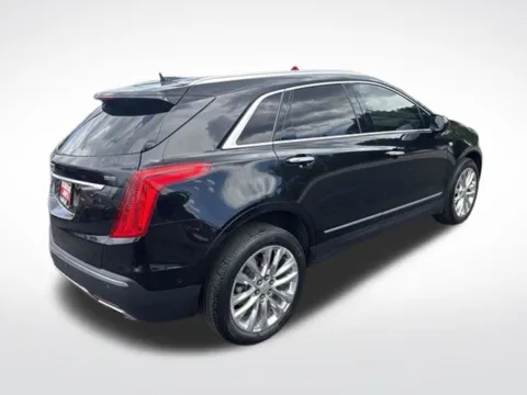 Another view of 2018 Cadillac XT5 Platinum for sale in Milwaukee, WI at Diamond Jim's Motor Cars