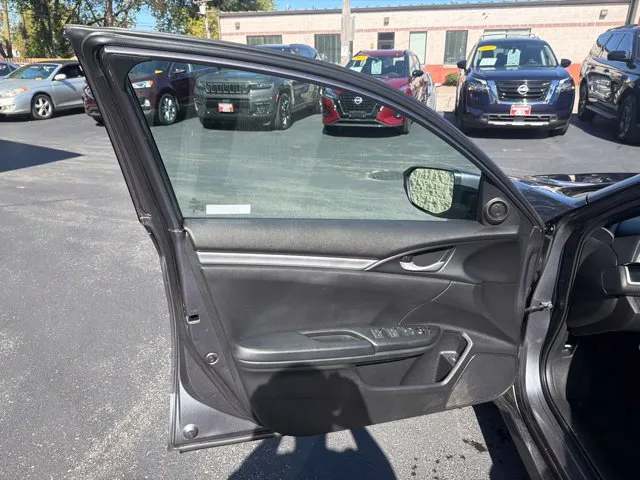 Honda Civic photo 18
