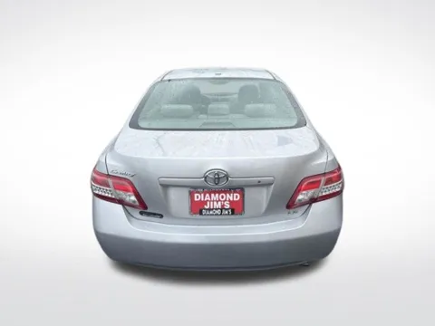 More photos of 2010 Toyota Camry LE at Diamond Jim's Motor Cars, WI