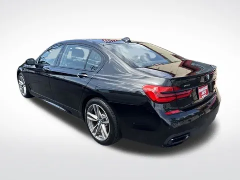 More photos of 2019 BMW 7 Series 750i xDrive at Diamond Jim's Motor Cars, WI