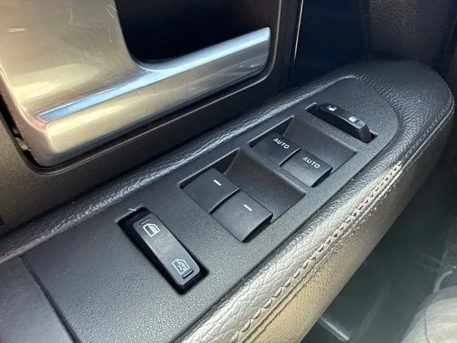 Ford F-150 photo 32