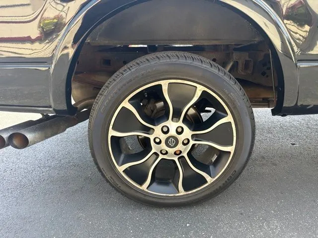 Ford F-150 photo 22