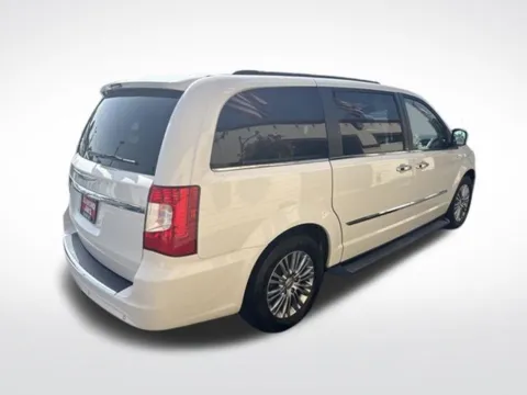Another view of 2013 Chrysler Town & Country Touring-L for sale in Milwaukee, WI at Diamond Jim's Motor Cars