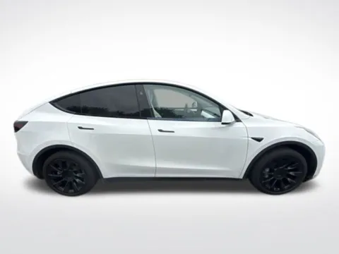 Photos of 2024 Tesla Model Y Long Range for sale in Milwaukee, WI at Diamond Jim's Motor Cars