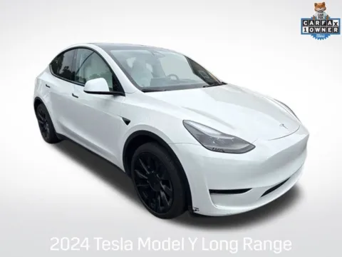 White 2024 Tesla Model Y Long Range for sale in Milwaukee, WI