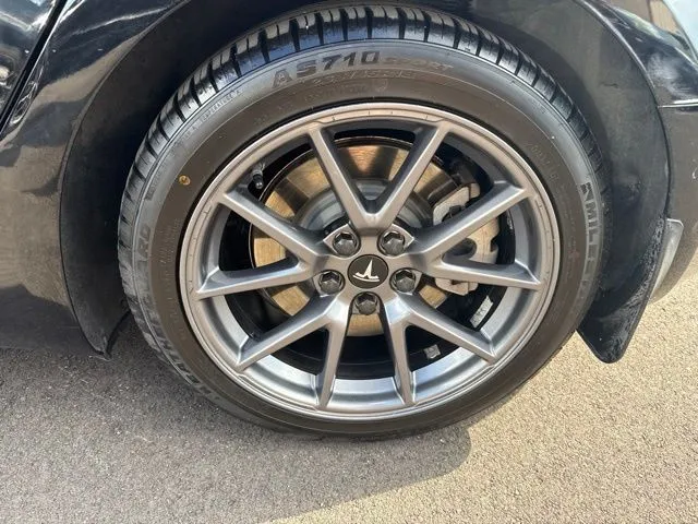 Tesla Model 3 photo 15