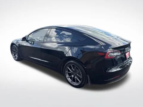 More photos of 2021 Tesla Model 3 Standard Range Plus at Diamond Jim's Motor Cars, WI