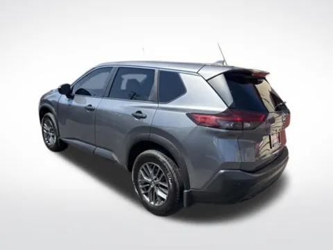 More photos of 2021 Nissan Rogue S at Diamond Jim's Motor Cars, WI
