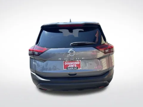 More photos of 2021 Nissan Rogue S at Diamond Jim's Motor Cars, WI