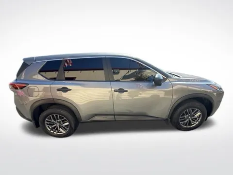 Photos of 2021 Nissan Rogue S for sale in Milwaukee, WI at Diamond Jim's Motor Cars