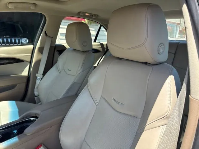 Cadillac ATS photo 10