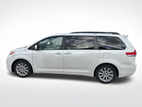 More photos of 2013 Toyota Sienna Limited at Diamond Jim's Motor Cars, WI