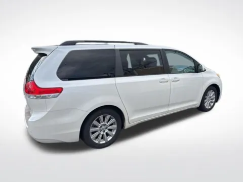 Another view of 2013 Toyota Sienna Limited for sale in Milwaukee, WI at Diamond Jim's Motor Cars