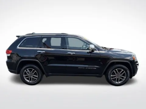 Photos of 2019 Jeep Grand Cherokee Limited for sale in Milwaukee, WI at Diamond Jim's Motor Cars