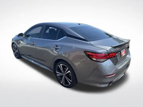 More photos of 2022 Nissan Sentra SR at Diamond Jim's Motor Cars, WI