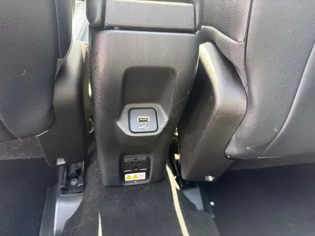 Jeep Renegade photo 18