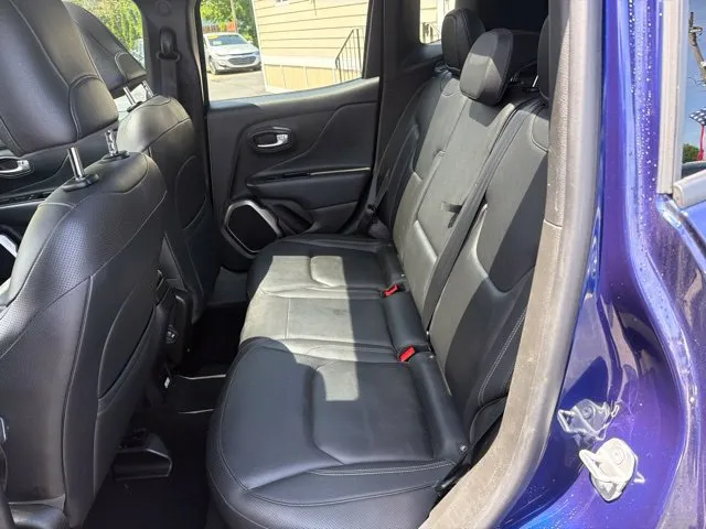 Jeep Renegade photo 17