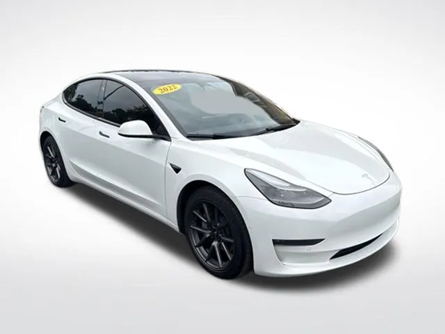 White 2022 Tesla Model 3 Long Range for sale in Milwaukee, WI