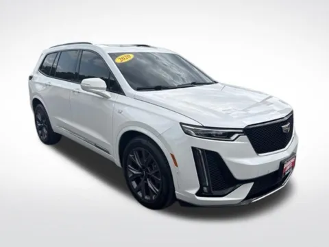 White 2020 Cadillac XT6 Sport for sale in Milwaukee, WI