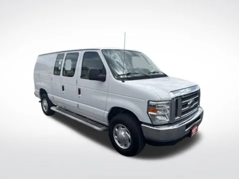 White 2012 Ford E-250 Commercial for sale in Milwaukee, WI