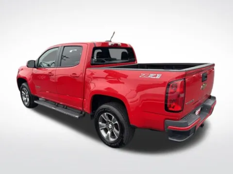 More photos of 2015 Chevrolet Colorado Z71 at Diamond Jim's Motor Cars, WI