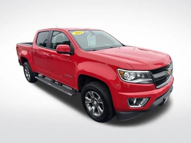 Red 2015 Chevrolet Colorado Z71 for sale in Milwaukee, WI
