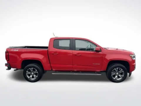 Photos of 2015 Chevrolet Colorado Z71 for sale in Milwaukee, WI at Diamond Jim's Motor Cars