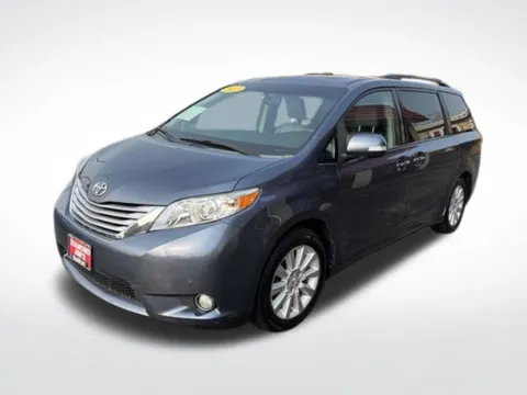 Another view of 2013 Toyota Sienna Limited for sale in Milwaukee, WI at Diamond Jim's Motor Cars