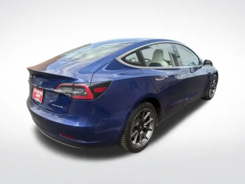 More photos of 2018 Tesla Model 3 Long Range at Diamond Jim's Motor Cars, WI